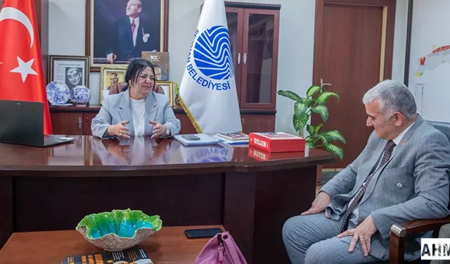 Hasibe Akkan “Basın, Vatandaşla Aramızdaki Güçlü Köprü”